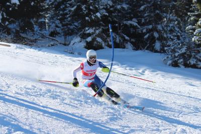 Wie hoch ist die Belastung der Knie beim Skifahren?